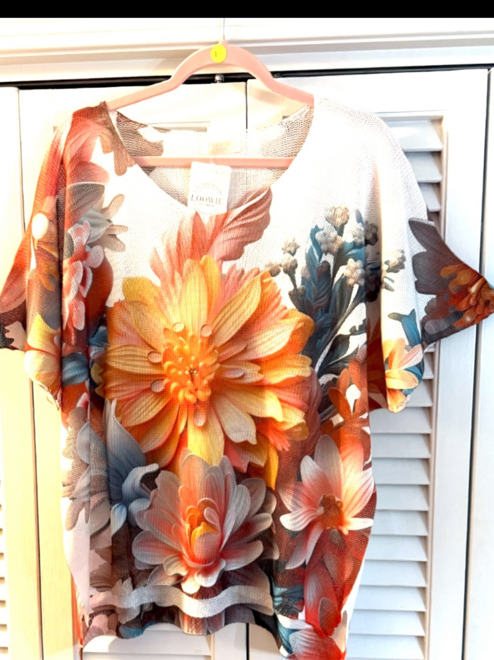 L15 Loowie Floral V-Neck Short Sleeve Knit Printed Sweater One Size